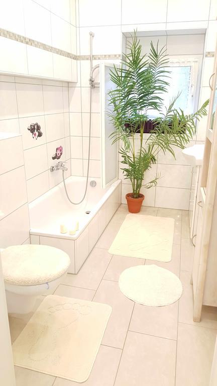 Holiday Apartment Essen Bilik gambar