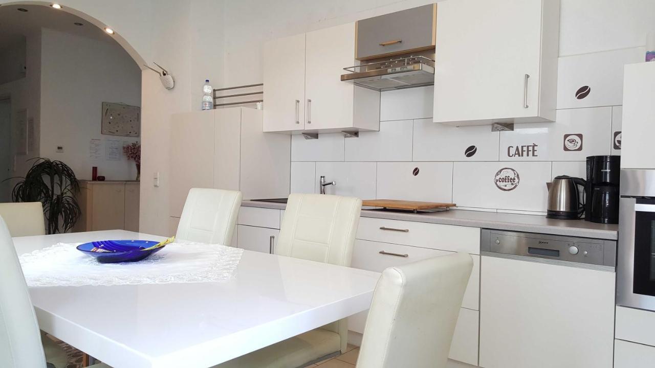Holiday Apartment Essen Luaran gambar
